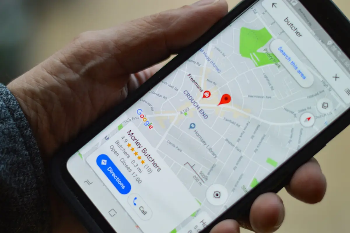 GEO là gì? Tại sao tối ưu địa lý quan trọng hơn SEO truyền thống cho cửa hàng địa phương?