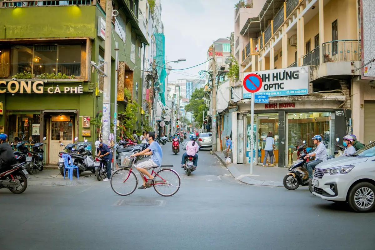 Hướng dẫn tối ưu SEO tự động cho website doanh nghiệp Việt bằng công nghệ AI của wBiz