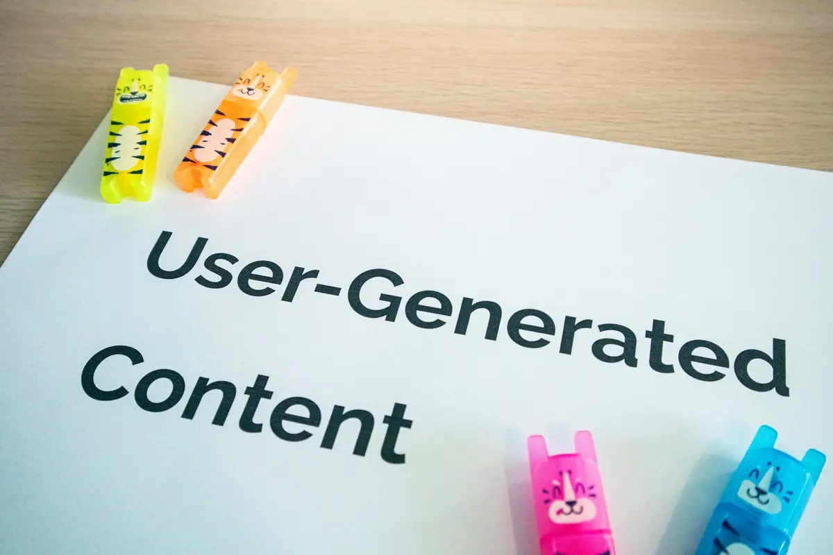 So sánh chất lượng bài viết giữa AI Blog Writer của wBiz và freelancer giá rẻ